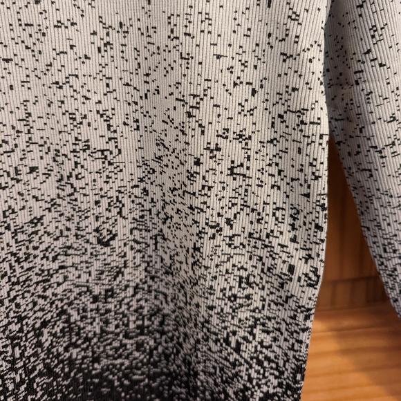 NEW Athleta Turtleneck Base Layer - Picture 2 of 4